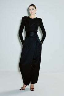 VICKTEERUT Long Sleeve Shoulder Padded Blouse เสื้อแขนยาว ไหล่ตั้ง