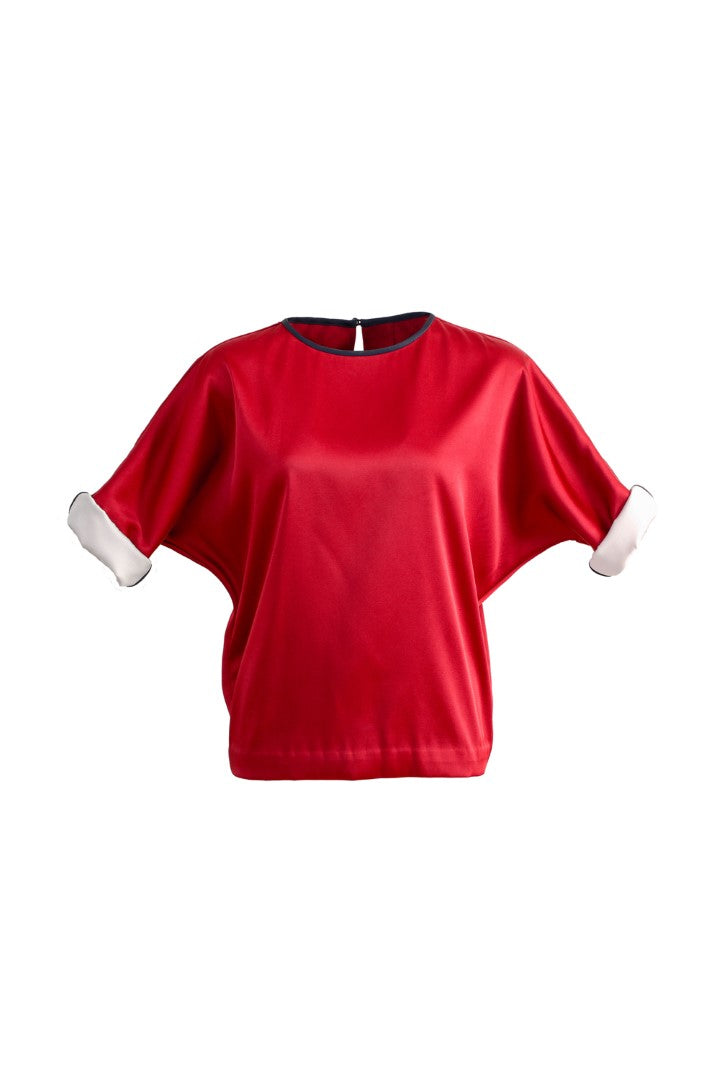 VICKTEERUT Roll-Up Sleeve Blouse เสื้อคอกลม พับแขน