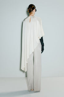 VICKTEERUT Asymmetrical Hem Blouse เสื้อตัวยาว ชายไม่เท่ากัน