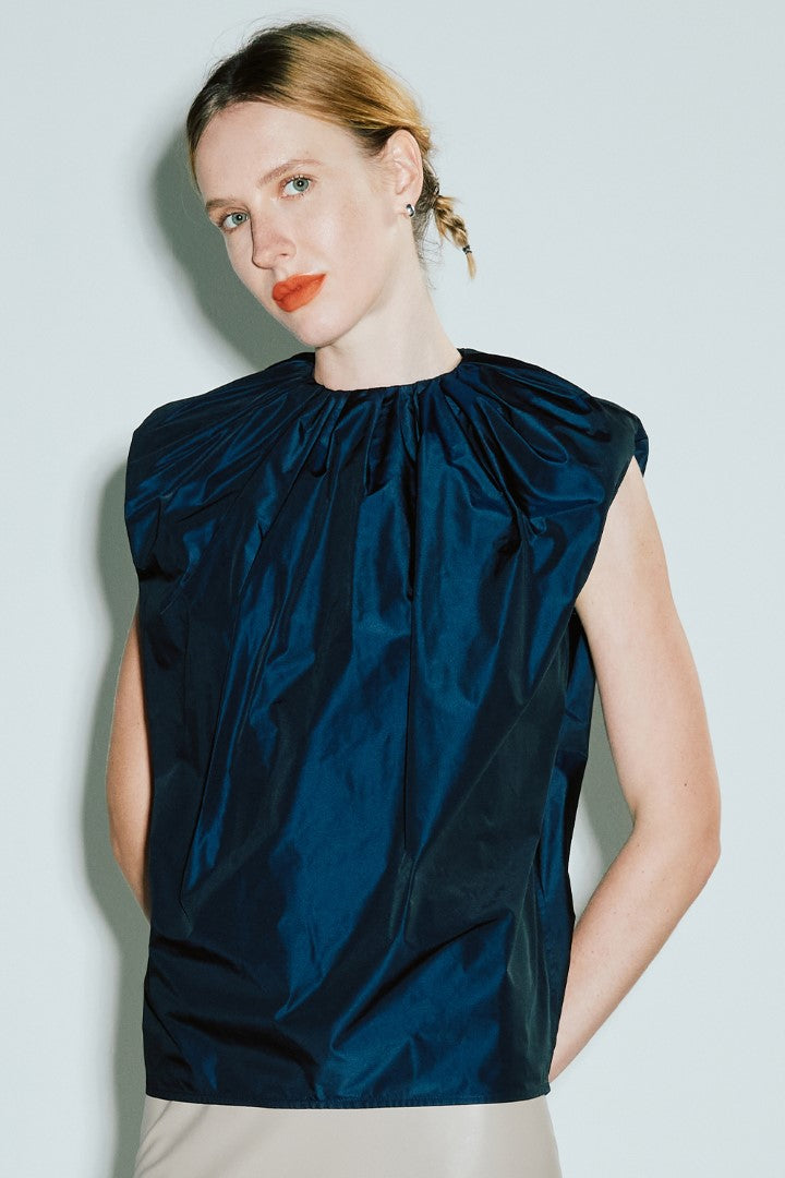 VICKTEERUT Ruched-Neck Sleeveless Blouse เสื้อแขนกุด คอรูด