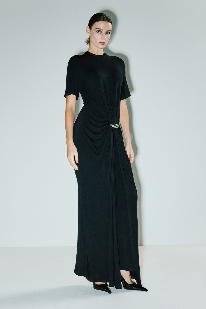 VICKTEERUT Short Sleeve Draped Gown เดรสยาว แขนสั้น จับเดรป