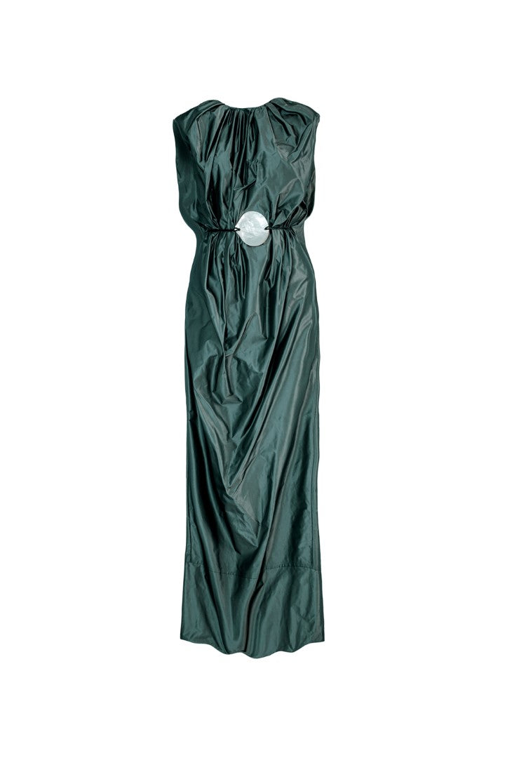 VICKTEERUT Sleeveless Ruched-Neck Long Dress with Seashell Buckle Belt เดรสยาว แขนกุด พร้อมเข็มขัดเปลือกหอย