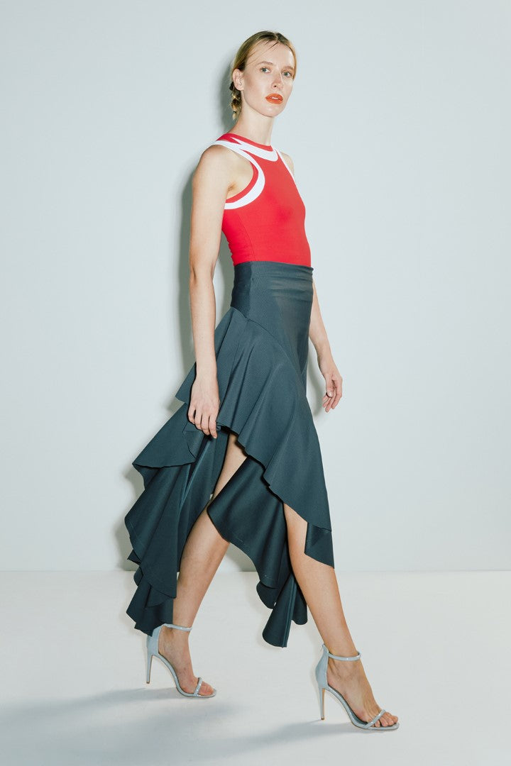 VICKTEERUT Asymmetric Frill Skirt กระโปรงตกแต่งระบาย ชายไม่เท่ากัน