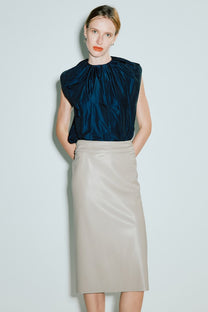 VICKTEERUT Drape Midi Skirt กระโปรงมิดิ จับเดรป