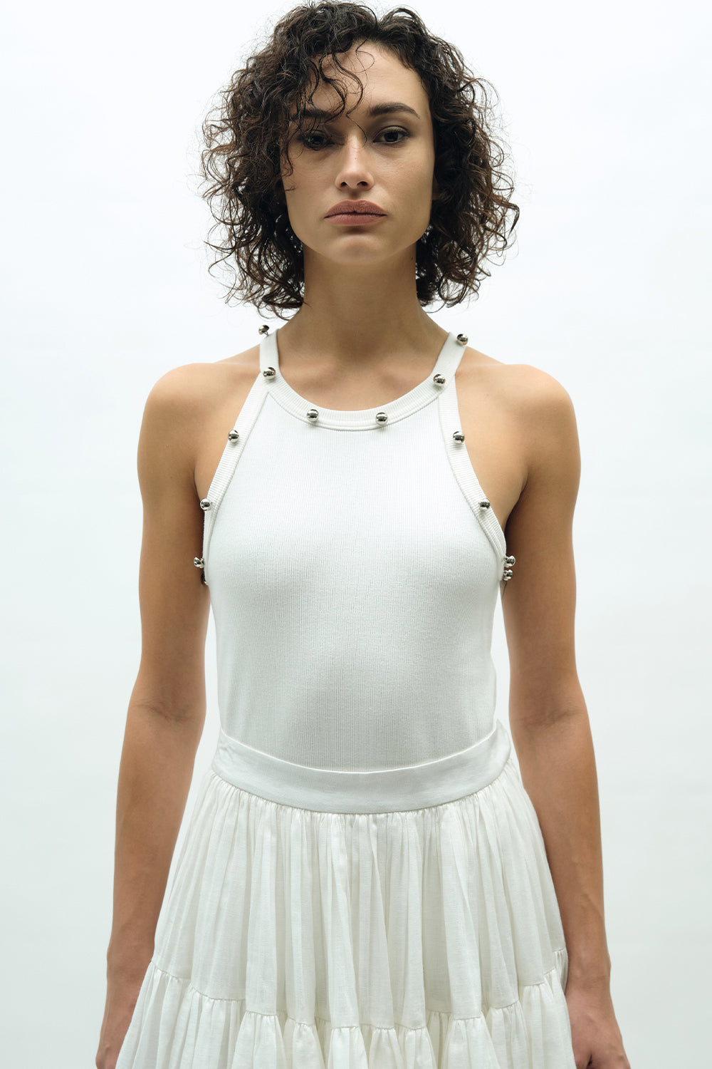 VICKTEERUT Ribbed Jersey Tank Top with Stud Detail เสื้อกล้าม ตกแต่งหมุดโลหะ