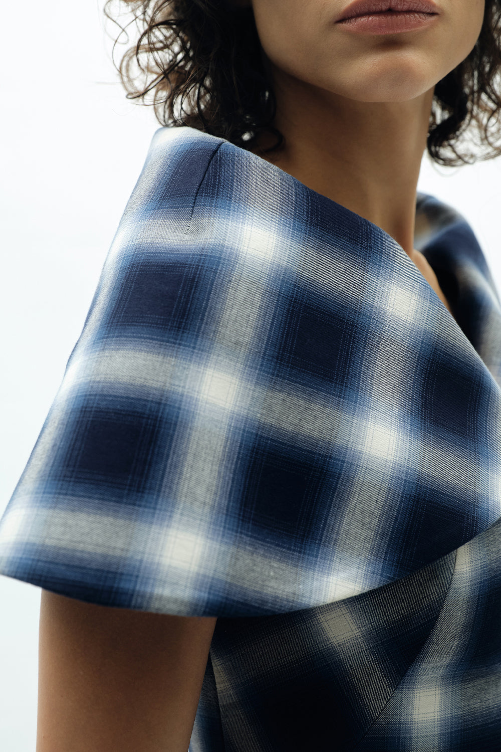 VICKTEERUT Cape Collar Plaid Blouse เสื้อปกเคป กระดุมหน้า
