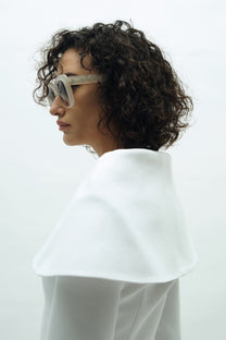 VICKTEERUT Cape Collar Blouse with Three Quarter Sleeve เสื้อปกเคป กระดุมหน้า แขนสามส่วน