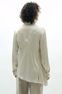 VICKTEERUT Long Sleeve Deconstructed Satin Shirt เสื้อเชิ้ต แขนยาว ดีคอนสตรัคชั่น