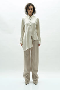 VICKTEERUT Long Sleeve Deconstructed Satin Shirt เสื้อเชิ้ต แขนยาว ดีคอนสตรัคชั่น
