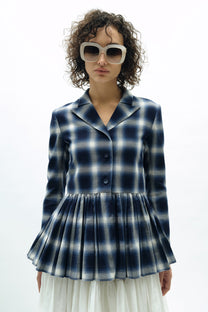 VICKTEERUT Long Sleeve Blouse with Suit Collar and Pleated Hem เสื้อแขนยาว ปกสูท ชายระบายอัดพลีท