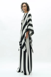 VICKTEERUT Stripe Caftan Tunic เสื้อคาฟทาน ตัวยาว ลายทาง