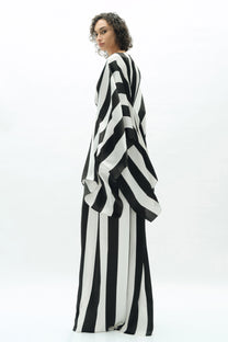 VICKTEERUT Stripe Caftan Tunic เสื้อคาฟทาน ตัวยาว ลายทาง