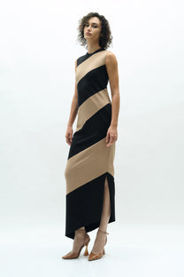 VICKTEERUT Sleeveless Colour Block Sheath Dress เดรสแขนกุด ทรงสอบ ตัดต่อลายผ้า