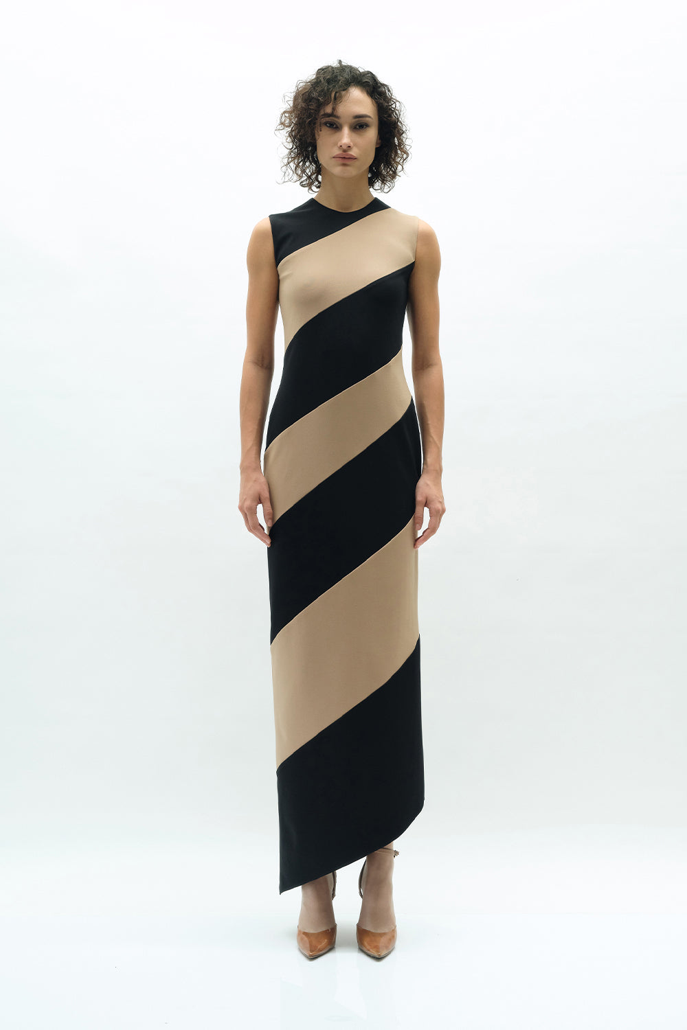 VICKTEERUT Sleeveless Colour Block Sheath Dress เดรสแขนกุด ทรงสอบ ตัดต่อลายผ้า