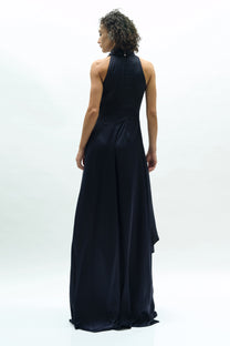 VICKTEERUT Three-Quarter Sleeve Flared Dress with Cape Collar เดรสทรงบาน แขนสามส่วน ปกเคป