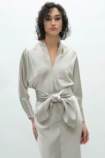VICKTEERUT Batwing Sleeve Long Dress with Matching Belt เดรสยาว แขนค้างคาว พร้อมเข็มขัด