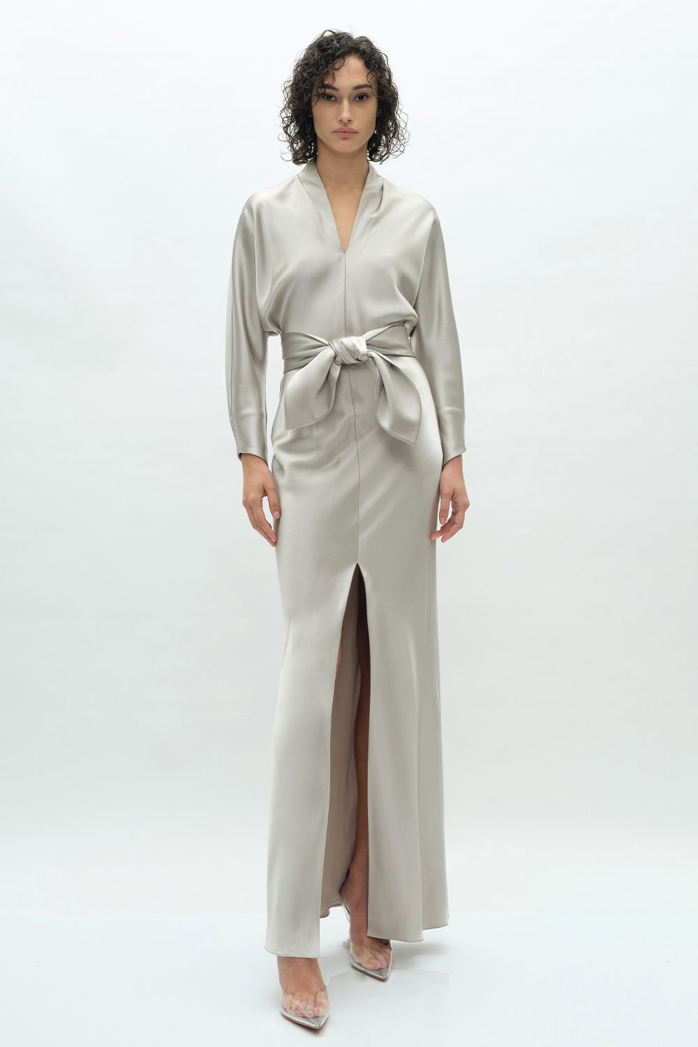 VICKTEERUT Batwing Sleeve Long Dress with Matching Belt เดรสยาว แขนค้างคาว พร้อมเข็มขัด