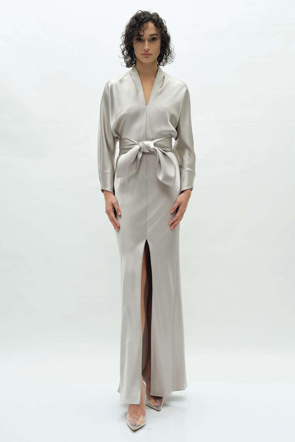 VICKTEERUT Batwing Sleeve Long Dress with Matching Belt เดรสยาว แขนค้างคาว พร้อมเข็มขัด