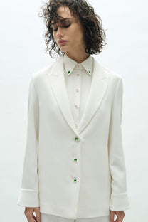 VICKTEERUT Loose Fit Silk Crepe Linen Blazer เสื้อเบลเซอร์ ผ้าเครปไหม ทรงหลวม