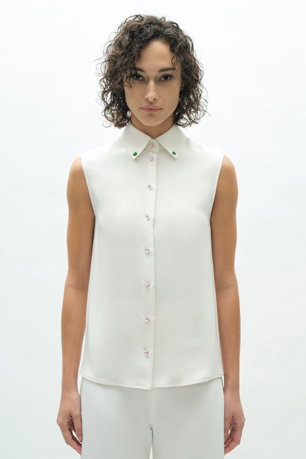 VICKTEERUT Sleeveless Shirt with Crystal Buttons เสื้อเชิ้ต แขนกุด ตกแต่งกระดุมคริสตัล