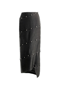 VICKTEERUT Black Stripe Spiral Skirt กระโปรงทรงสอบ ผ้าลายทาง ตกแต่งกระดุม