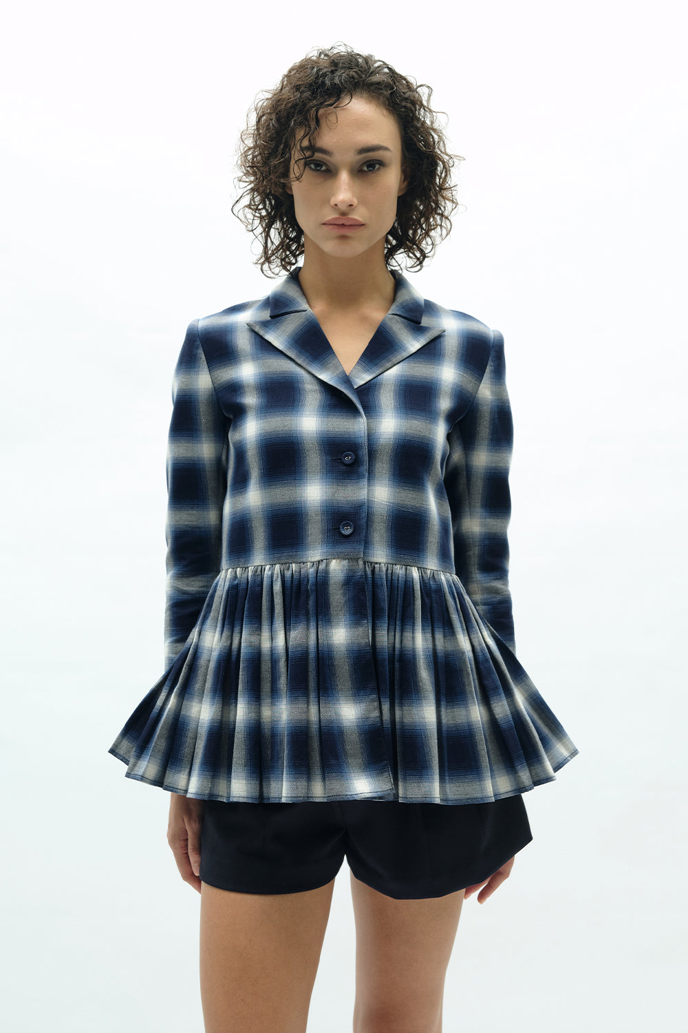 VICKTEERUT Plaid Pleated Shorts กางเกงขาสั้น จีบหน้า ผ้าลายตาราง