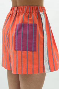 VICKTEERUT Stripe Pleated Shorts กางเกงขาสั้น ลายทาง