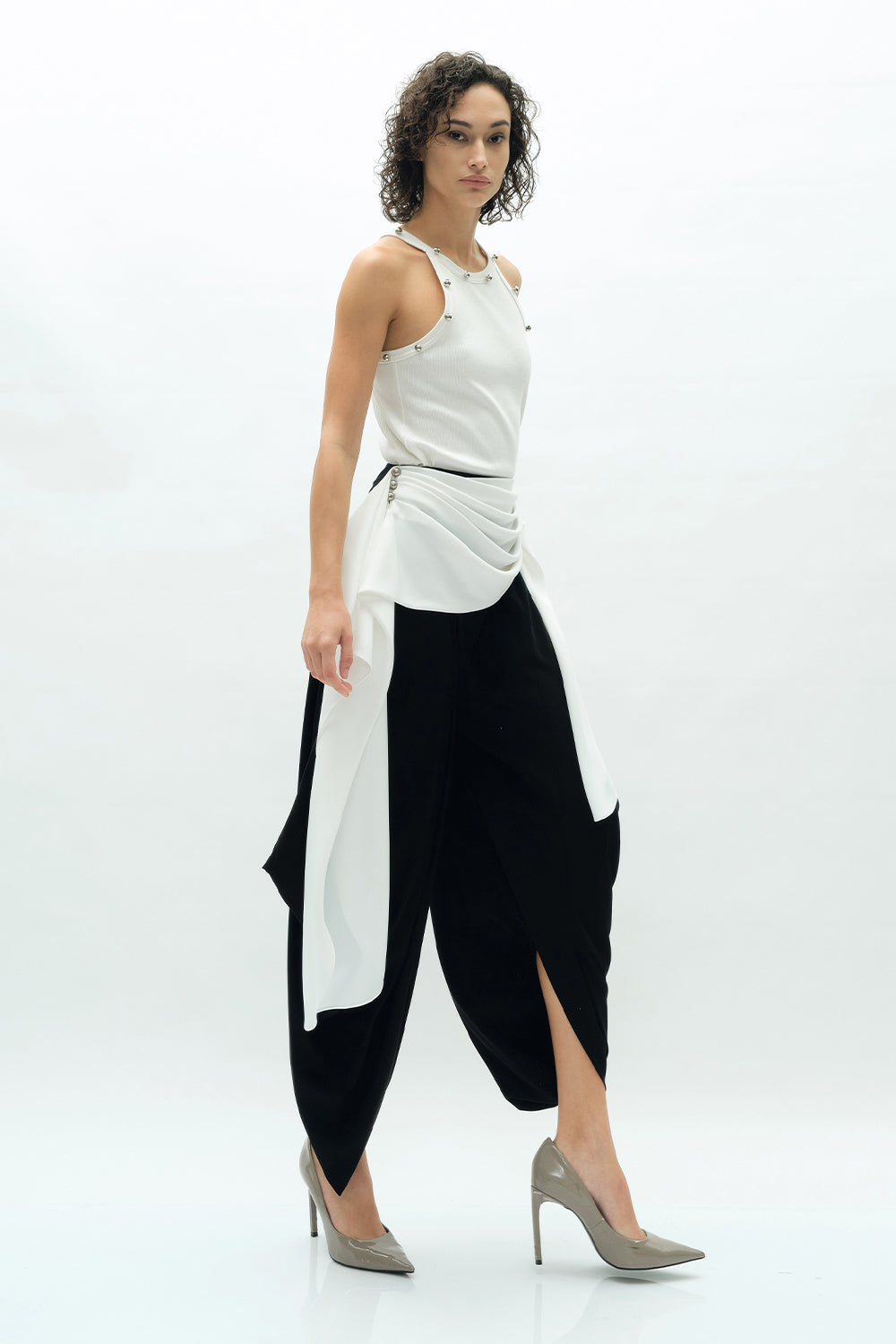 VICKTEERUT Drapery Harem Trousers กางเกงทรงฮาเร็ม จับเดรป