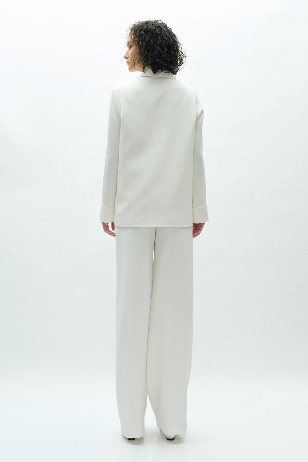 VICKTEERUT Wide Leg Silk Crepe Trousers กางเกงขาบาน ผ้าเครปไหม