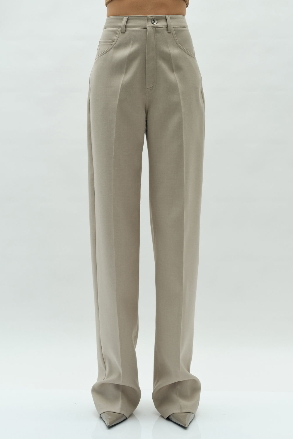 VICKTEERUT Straight Leg Trousers กางเกงขาตรง