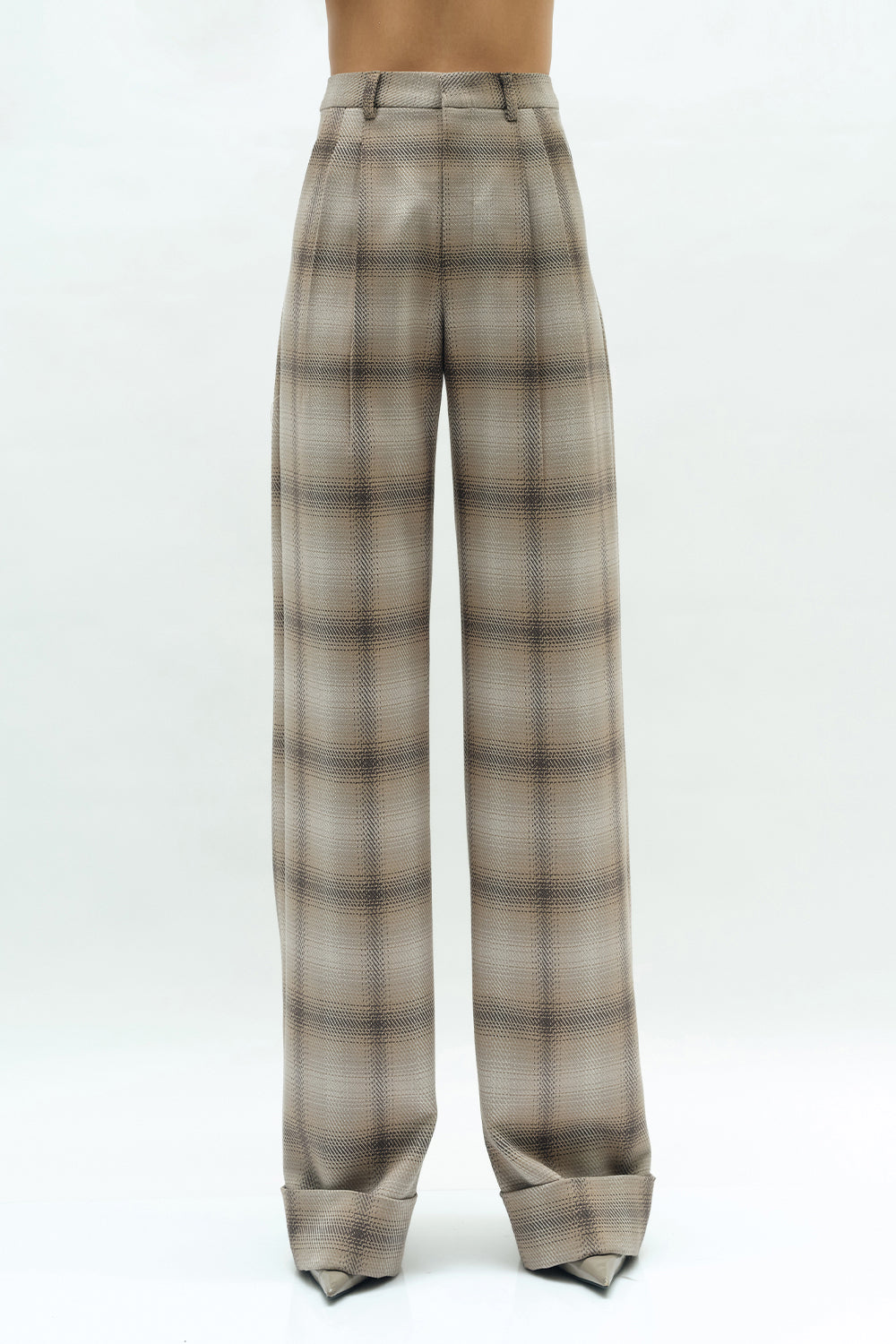 VICKTEERUT Front Pleat Plaid Trousers กางเกงขาตรง จีบหน้า ผ้าลายตาราง