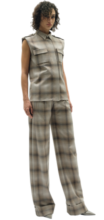 VICKTEERUT Front Pleat Plaid Trousers กางเกงขาตรง จีบหน้า ผ้าลายตาราง