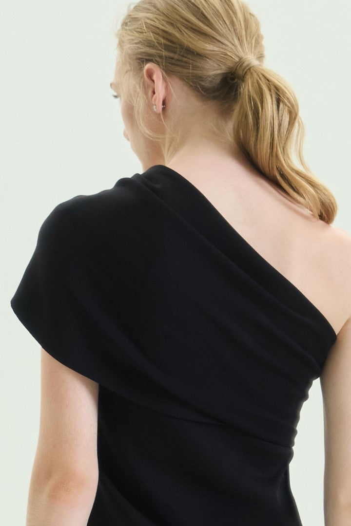 VICKTEERUT One Shoulder Drpae Blouse เสื้อไหล่เดียว ตกแต่งเดรป