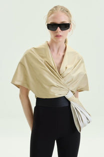 VICKTEERUT Short Sleeve Cropped Blouse with Drape Detail เสื้อครอป แขนสั้น ตกแต่งเดรป