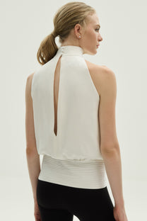VICKTEERUT Halter Neck Blouse with Tuck Pleat Detail เสื้อคล้องคอ คอปีน ตีเกล็ด