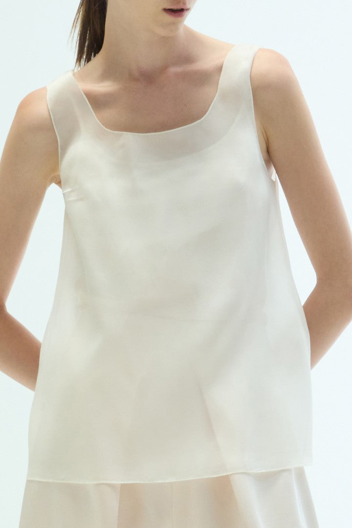 VICKTEERUT Silk Organza Tank Top เสื้อกล้าม ผ้าไหมออร์แกนซา