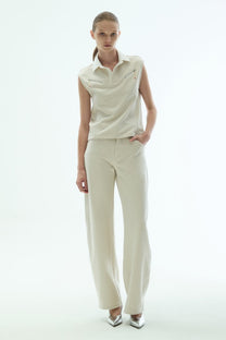 VICKTEERUT Sleeveless Collar Blouse with Zip Detail  เสื้อแขนกุด คอปก ตกแต่งซิป