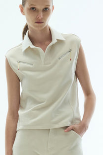 VICKTEERUT Sleeveless Collar Blouse with Zip Detail  เสื้อแขนกุด คอปก ตกแต่งซิป