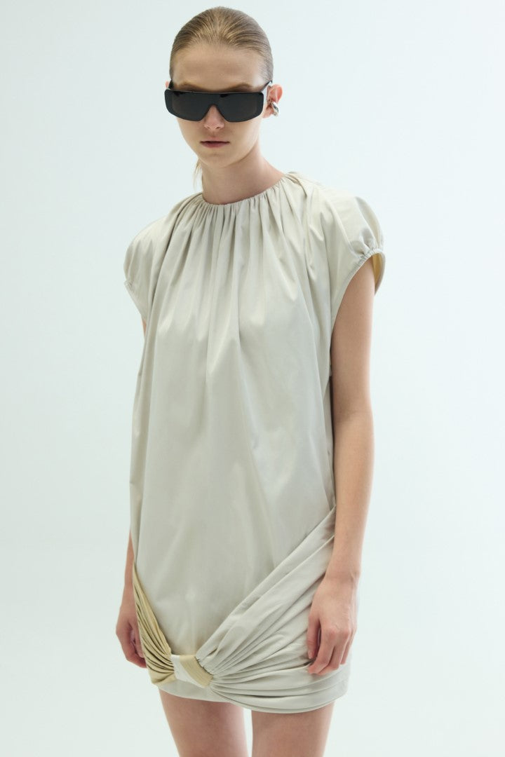 VICKTEERUT Cap Sleeve Mini Dress with Drape Detail เดรสสั้น แขนเต่อ ตกแต่งเดรป