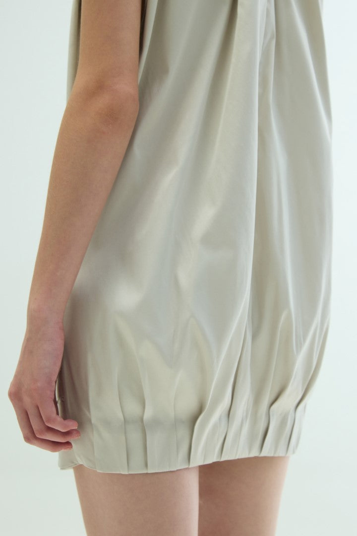 VICKTEERUT Cap Sleeve Mini Dress with Drape Detail เดรสสั้น แขนเต่อ ตกแต่งเดรป