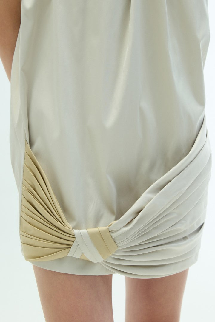 VICKTEERUT Cap Sleeve Mini Dress with Drape Detail เดรสสั้น แขนเต่อ ตกแต่งเดรป