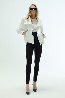 VICKTEERUT Oversized Open-Collar Double-Breasted Jacket เสื้อแจ๊คเก็ต คอแบะ กระดุมสองแถว