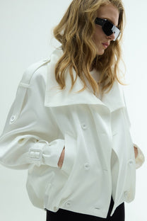 VICKTEERUT Oversized Open-Collar Double-Breasted Jacket เสื้อแจ๊คเก็ต คอแบะ กระดุมสองแถว