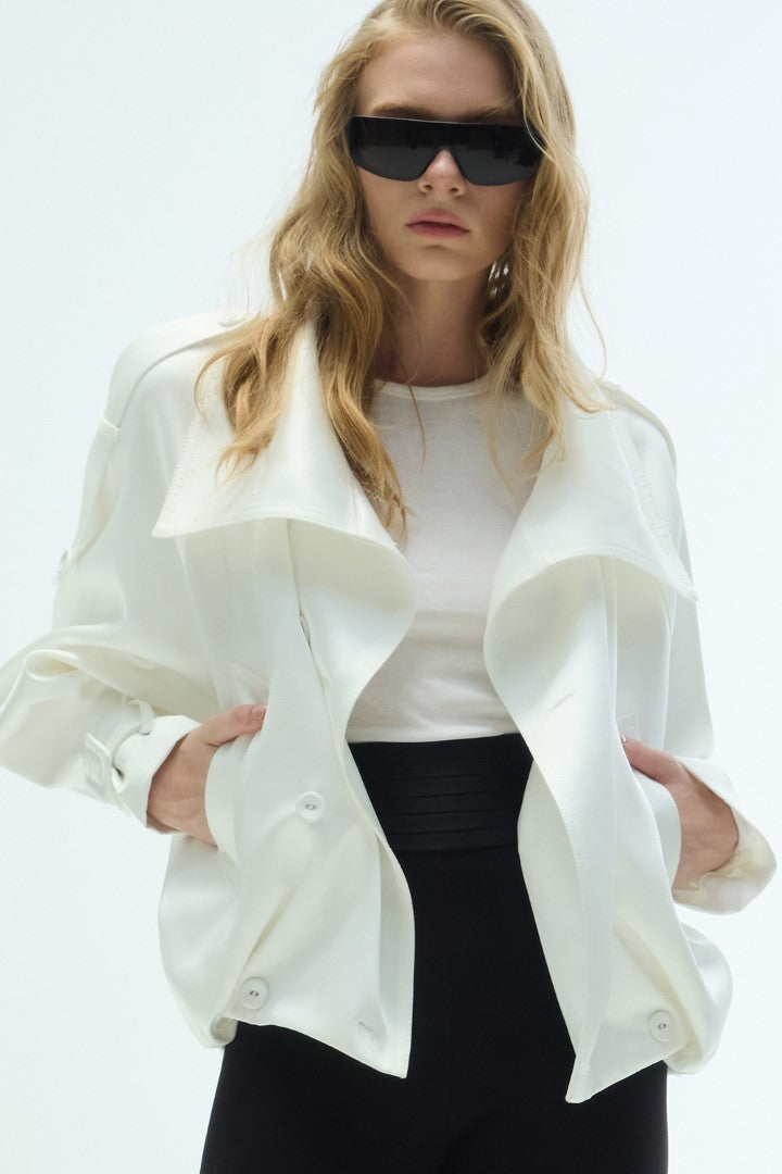 VICKTEERUT Oversized Open-Collar Double-Breasted Jacket เสื้อแจ๊คเก็ต คอแบะ กระดุมสองแถว