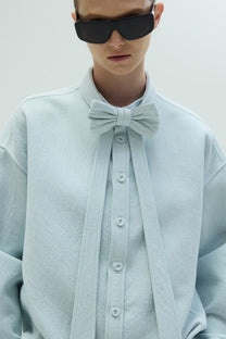 VICKTEERUT Oversized Long Sleeve Blouse with Bow Detail เสื้อแขนยาว ทรงโอเวอร์ไซส์ ตกแต่งโบว์
