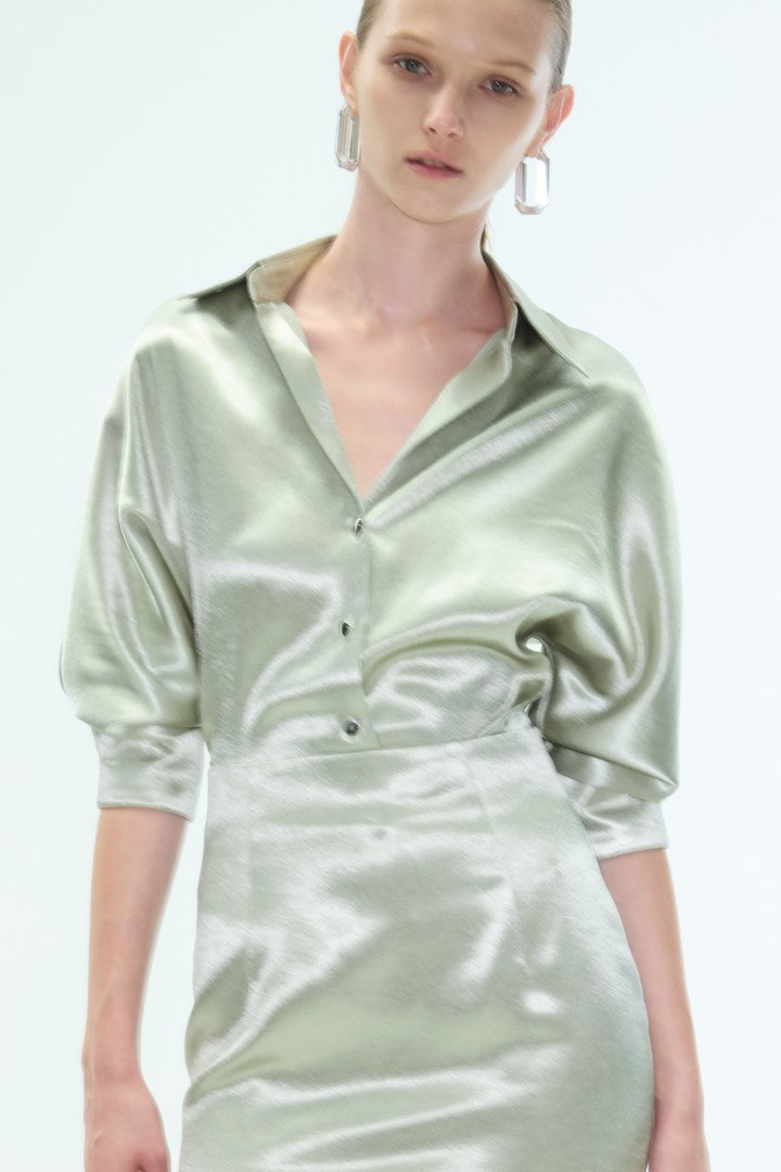 VICKTEERUT Batwing Sleeve Shirt เสื้อเชิ้ต แขนยาว แขนค้างคาว