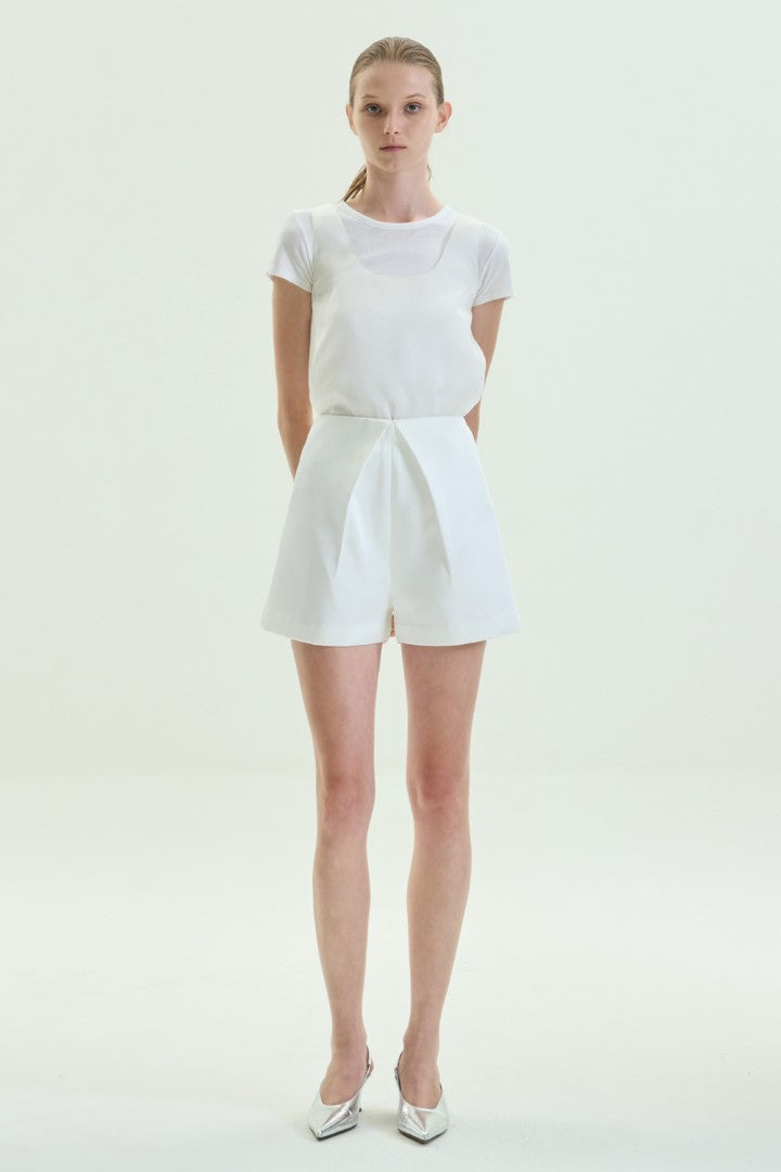 VICKTEERUT Front-Pleated Shorts กางเกงขาสั้น จีบหน้า