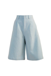 VICKTEERUT Three-Quarter Shorts with Front Pleats กางเกงขาสั้น ขาสามส่วน จีบหน้า