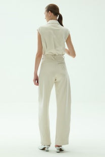 VICKTEERUT Barrel Leg Trousers กางเกงทรงแบร์เรล