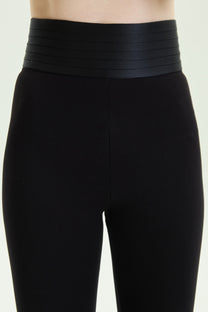 VICKTEERUT Skinny Trousers with Pleated Waistband กางเกงขายาว ทรงสกินนี่